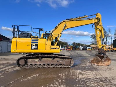 2021 Komatsu PC210LC