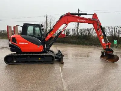 Kubota, Excavator