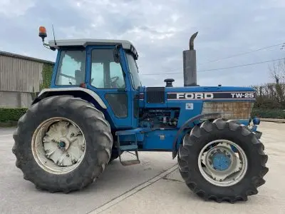 1988 Ford TW25 SQ