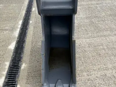 Strickland unused bucket