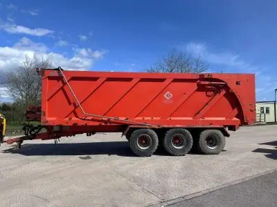 2012 Larrington Tri-Axle Push Trailer