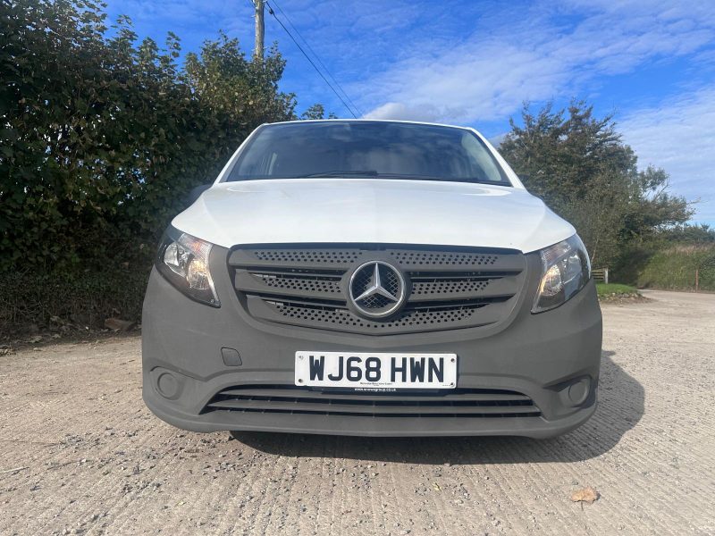 2018 '68 Mercedes-Benz Vito 111 Van - Image 10