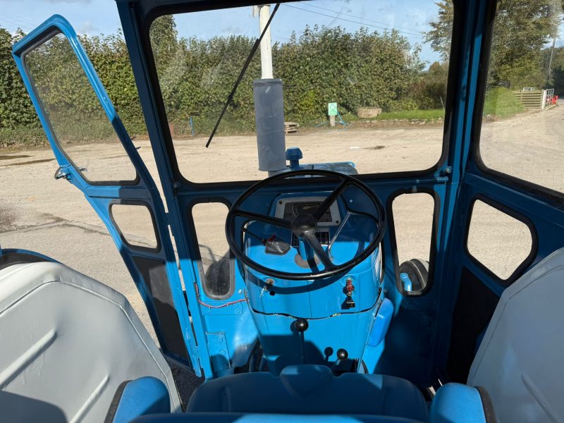 Ford 4000 2WD Tractor - Image 11