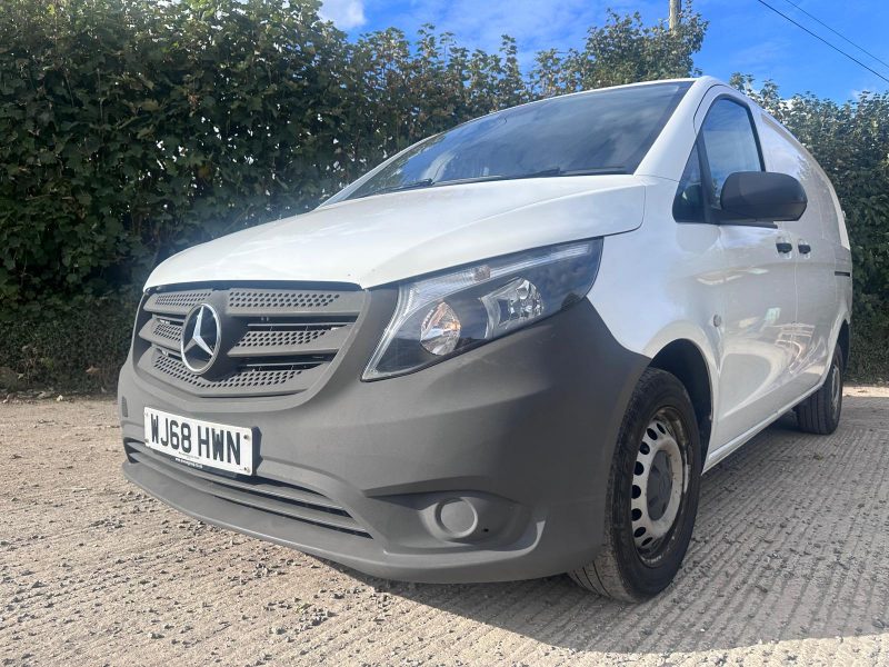 2018 '68 Mercedes-Benz Vito 111 Van - Image 2