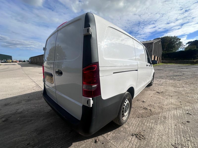 2018 '68 Mercedes-Benz Vito 111 Van - Image 7