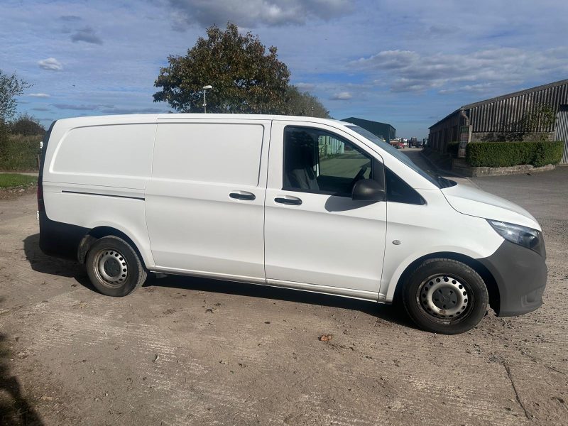 2018 '68 Mercedes-Benz Vito 111 Van - Image 8