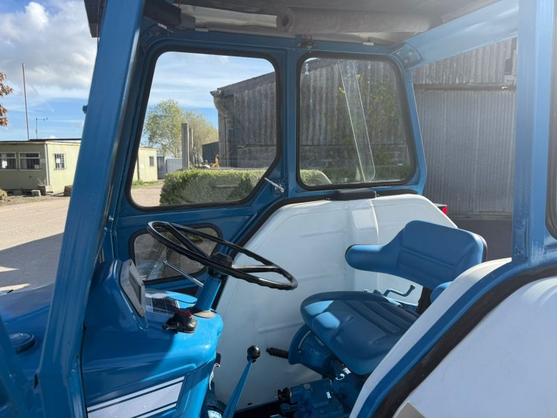 Ford 4000 2WD Tractor - Image 10